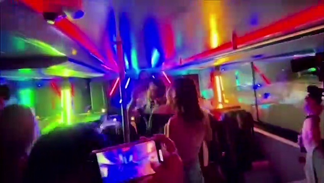 Disco party bus 98 Music Festival; Fuki Tech Bus