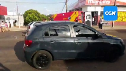 Mulher fica ferida após forte colisão entre Del Rey e Gol no Bairro Santa Cruz