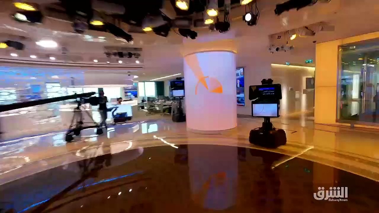 ...الحصار...