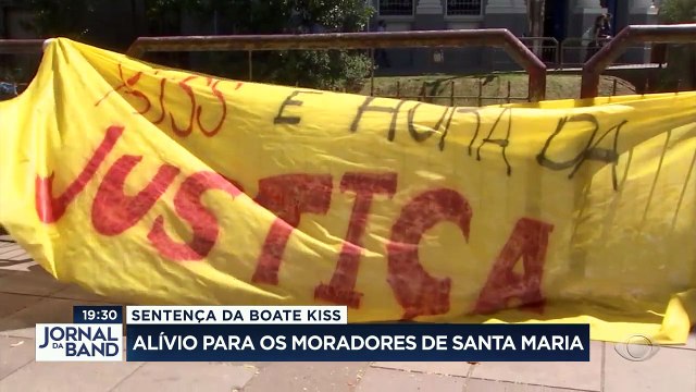 Uma mistura de emoção e alívio. Foi assim que os moradores de santa maria receberam a condenação dos quatro acusados pela tragédia na Boate Kiss.