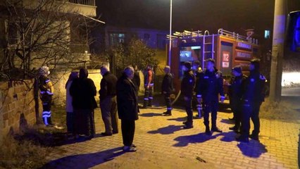 Kırıkkale'de yanan ev mahalleliyi sokağa döktü
