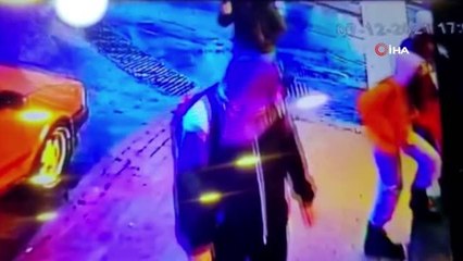 Vatandaşların kabusu yankesici çetesinin suçüstü yakalandığı anlar kamerada