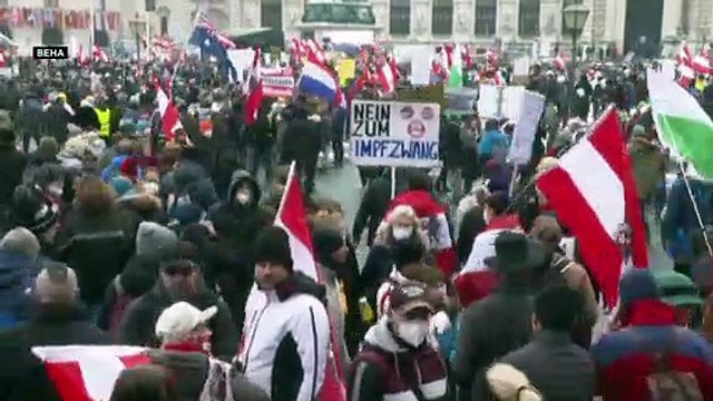 В Европе не прекращаются массовые протесты противников вакцинации
