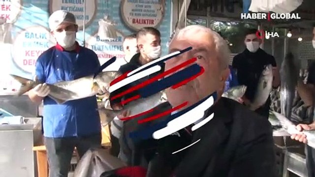 Denizlerde kofana bolluğu! Fiyatı 250 TL’den 90’a düştü