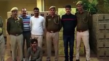 ट्रक में केबिन बनाकर कबाड़ के नीचे भर रखी थी तीस लाख की अवैध शराब, नाकेबंदी में पकड़ी