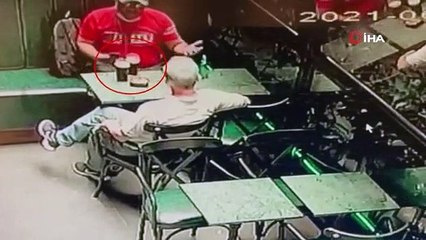 Taksim'de turisti içkisine ilaç atıp gasp etti