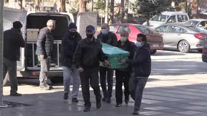 Son dakika haberi... Öldürülen anne ve kızının cenazeleri toprağa verildi