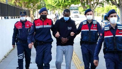 Kırgız turistin yaklaşık 110 bin lirasını çalan Alman turist tutuklandı