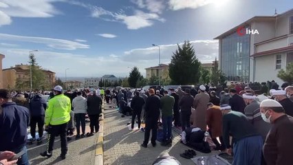 Verdiği vaazlar ile tanınan Ahmet Tomor son yolculuğuna uğurlandı