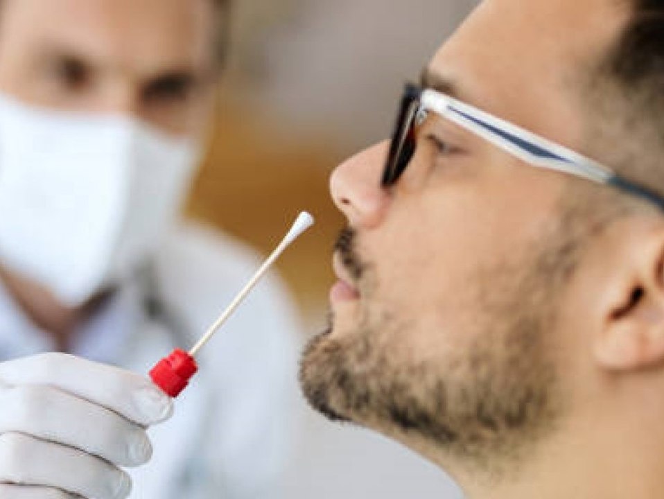 Lauterbach-Vorstoß: Entfällt die Testpflicht für dreimal Geimpfte?