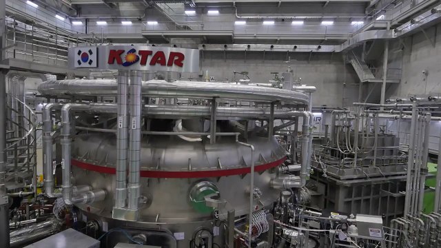 세계 기록 셀프 경신 한국형 인공태양 KSTAR!...핵융합 선두 달린다 / YTN