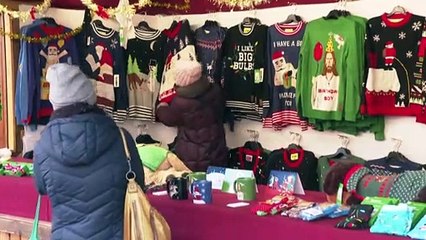 Ohne Masken und Abstand: Corona-Massenproteste in Prag