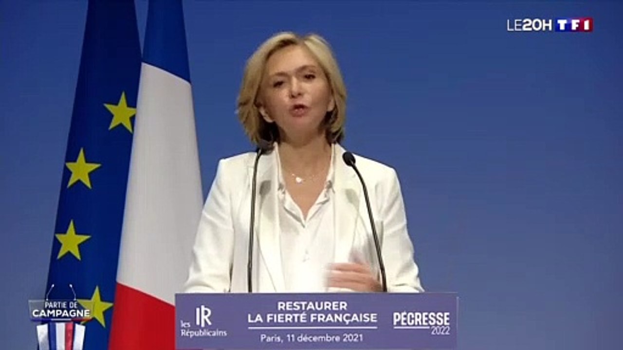 Les propos "volés" d'Eric Zemmour face à de jeunes Républicains qu'il souhaite recruter: "Ce n'est plus Valérie Pécresse, c'est Valérie traitresse"