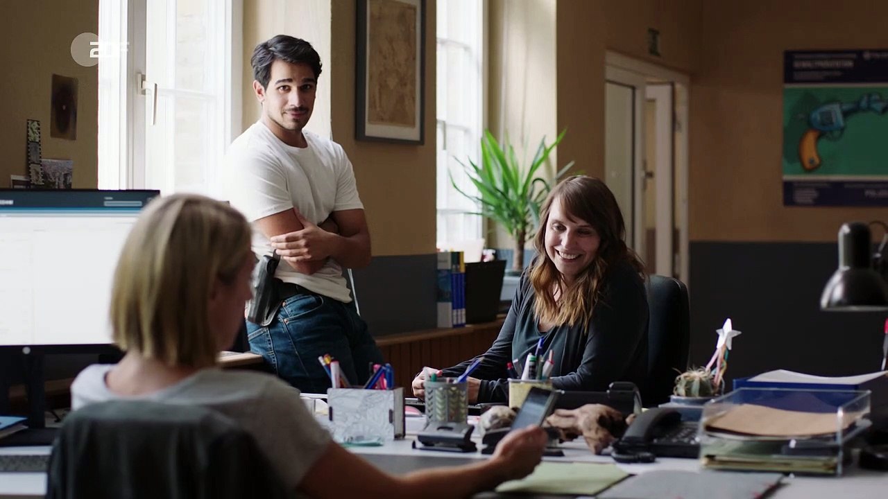 SOKO Potsdam: Smoke on the water | Folge 13/Staffel 4