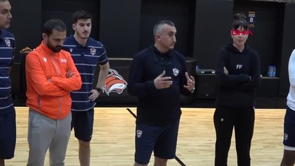 SPOR Basketbol, Aziz Akkaya'ya emanet