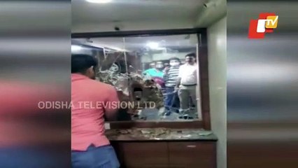 17 Bar Dancers Rescued In Mumbai