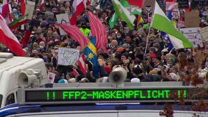 A omikron vírusvariáns fenekestül forgatta fel az európai járványkezelést
