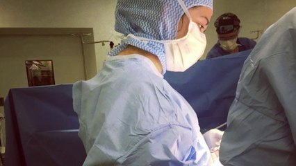 "L'hôpital va-t-il craquer ?": Cet interne en médecine raconte l'épuisement dû au manque de personnel