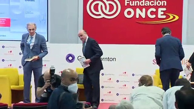 Luis de Guindos, confinado tras dar positivo en Covid-19