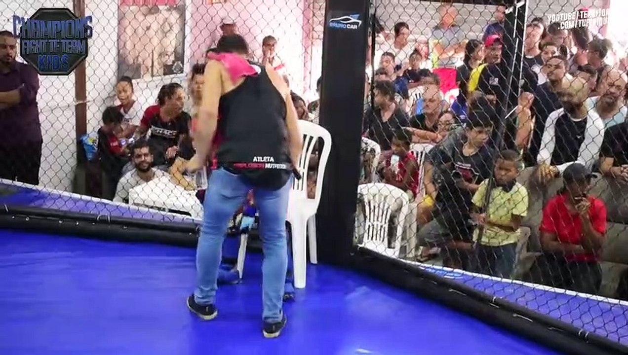 [MMA Kids] Tayson vs Bryan Lee - Champions Fight Kids_