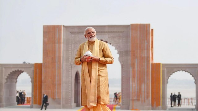 New India has heritage as well as development: PM Modi