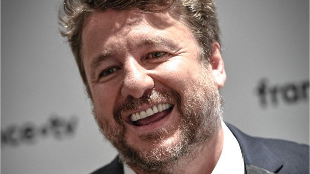 VOICI : « Je ne suis pas un mouton : Bruno Guillon tacle les antivax après avoir reçu sa troisième dose