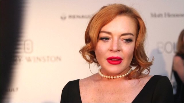 VOICI - PHOTO « Mon amour, mon futur : Lindsay Lohan annonce s'être fiancée avec Bader Shammas