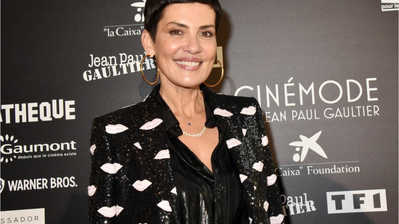 VOICI - Cristina Cordula complexée adolescente : « Je n'étais pas très bien dans ma peau "