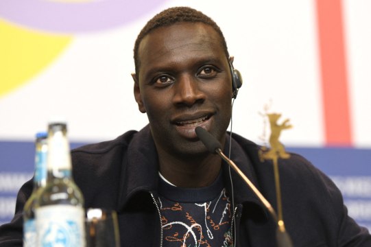 VOICI - PHOTOS « C'était bouleversant : Omar Sy très ému après de belles retrouvailles