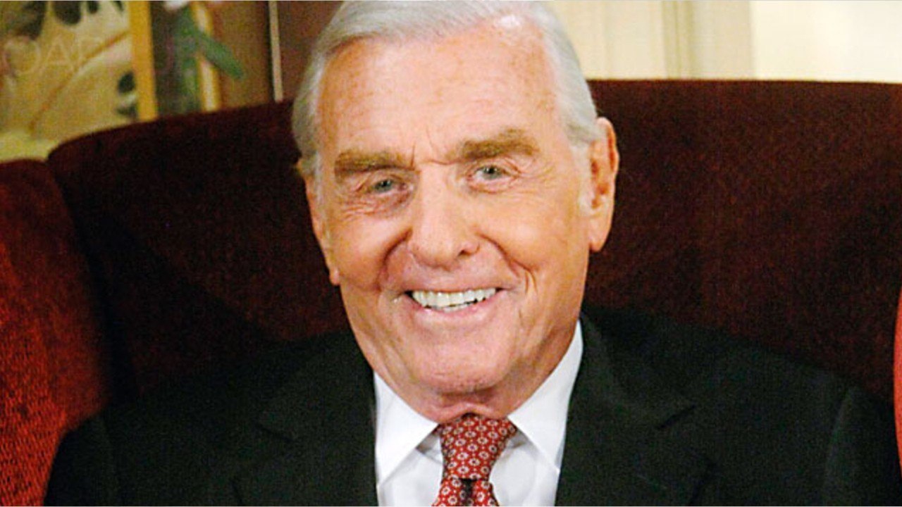 Voici - Mort de Jerry Douglas, l'interprète de John Abbott dans Les Feux de l'amour, à 88 ans