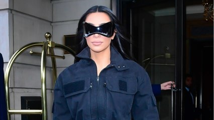 Voici - Kim Kardashian : ses rendez-vous secrets avec l'ex d'Ariana Grande, Pete Davidson