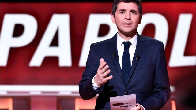 VOICI - Thomas Sotto en couple : qui est Mayada Boulos, la conseillère de Jean Castex qui partage sa vie ?