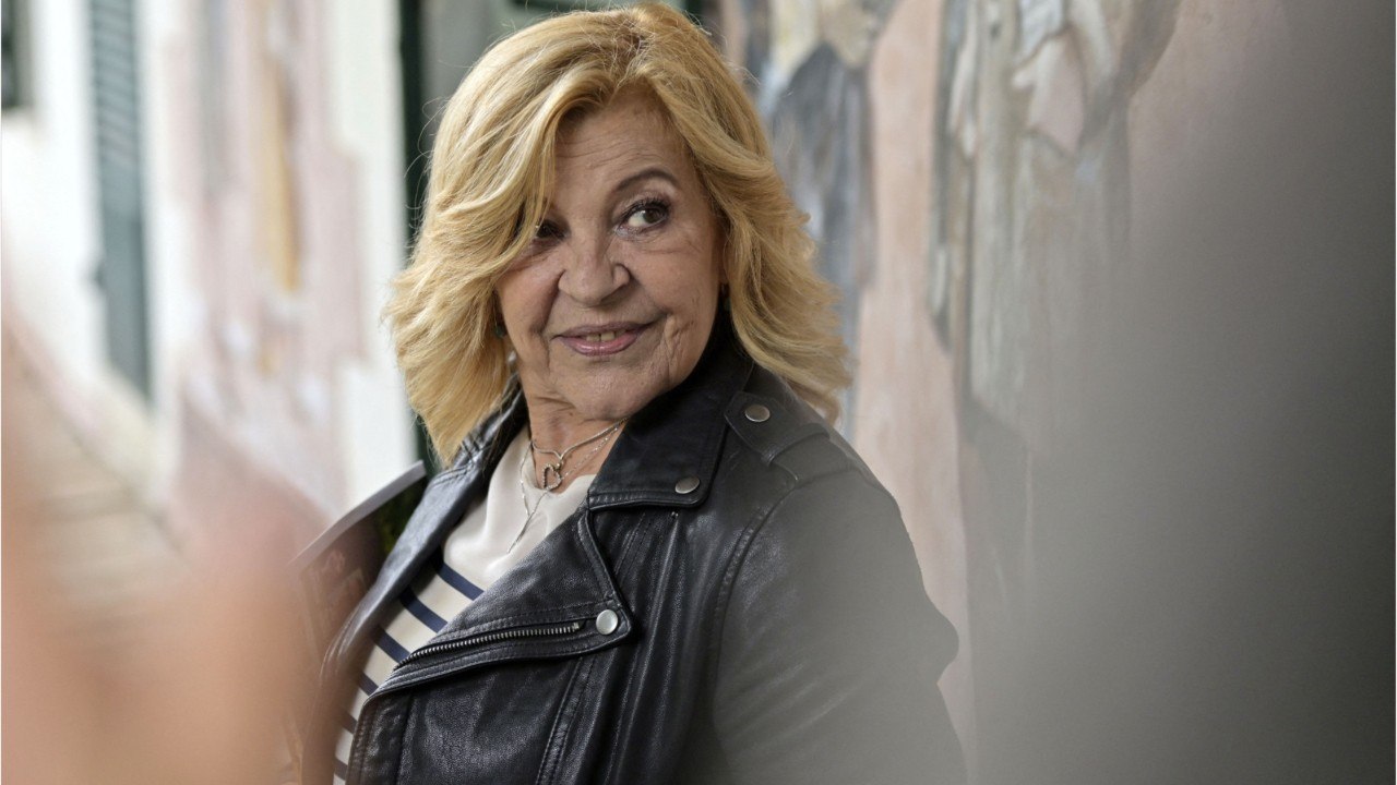 VOICI : "Je n'ai rien dit à personne" : victime de grosses galères financières, Nicoletta révèle sa douloureuse descente aux enfers