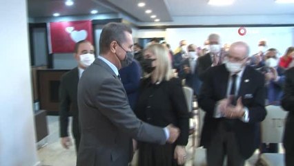 TDP Genel Başkanı Sarıgül: "Siyasetçinin muhatabı devlet memurları değildir"