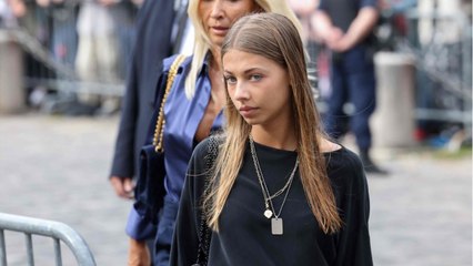 VOICI : "C'est une relation compliquée" : Paul Belmondo fait une révélation au sujet de sa petite sœur Stella