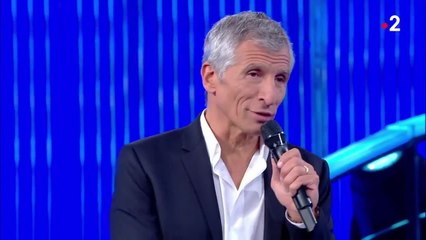 VOICI - N'oubliez pas les paroles : le beau geste de Caroline avec ses gains