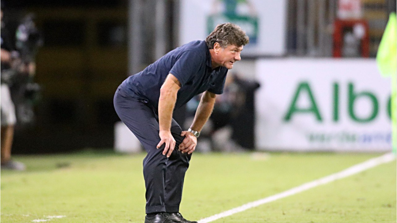 Voici - PHOTOS Pauline Lefèvre partage d'adorables clichés de ses jumeaux pour leur premier anniversaire