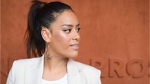 VOICI - Amel Bent endeuillée : la chanteuse annonce la mort d'un membre de sa famille