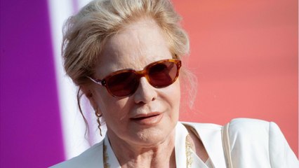 VOICI : Sylvie Vartan : cette décision de sa fille Darina qui la “rend malade”
