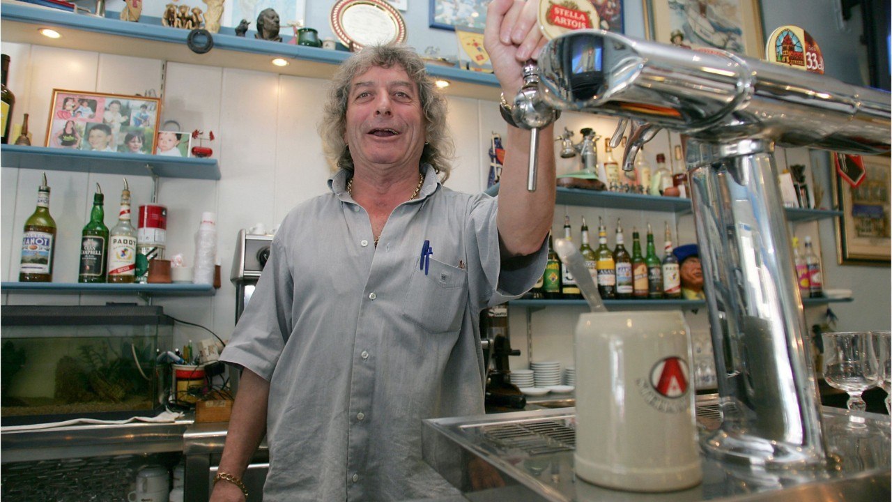 Voici - Mort de René Malleville : la date des obsèques du célèbre supporter de l'OM et ex-chroniqueur de TPMP dévoilée