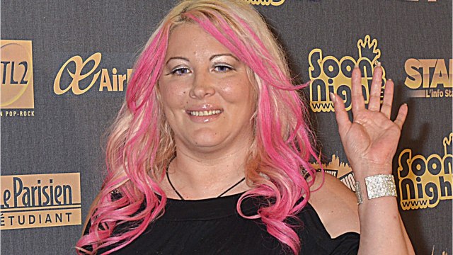 VOICI : Loana hospitalisée : d’anciens candidats de Loft Story accusent son amie Sylvie Ortega Munos d’être responsable