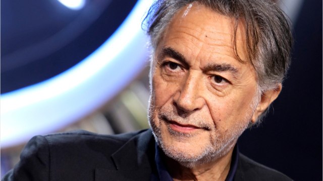 VOICI / RICHARD BERRY DEMENT