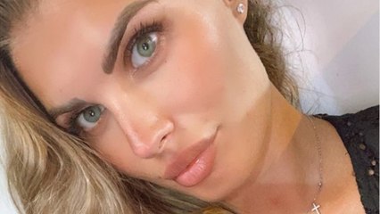 VOICI : Ludivine Birker (Les Princes de l'amour) a accouché : elle dévoile un premier cliché de son bébé