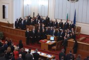 Bulgaristan'da Petkov'un hükümeti güvenoyu aldı