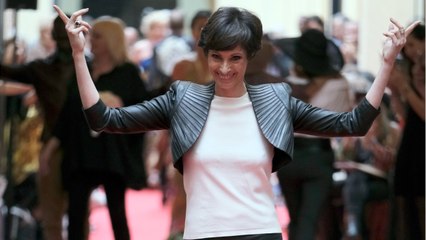 VOICI - Marie-Claude Pietragalla a 58 ans : que devient l’ex-juge de Danse avec les stars ?