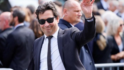 Voici - Hommage à Jean-Paul Belmondo : cette question gênante qui n'a pas amusé Laurent Gerra