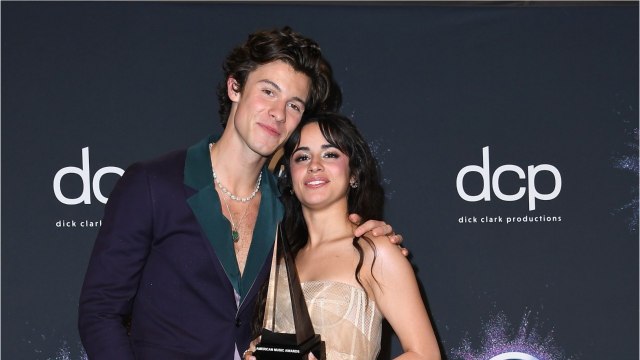 VOICI : Camila Cabello et Shawn Mendes amoureux depuis de nombreuses années : pourquoi ont-ils attendu si longtemps avant de se mettre en couple ?