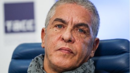VOICI : Samy Naceri : son émotion en évoquant le souvenir de ses parents