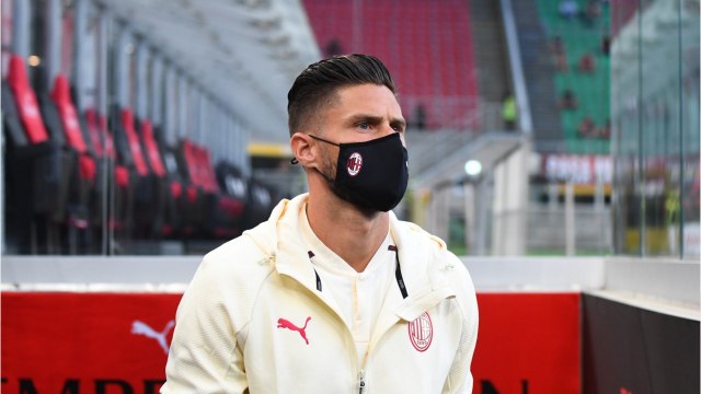 VOICI : Olivier Giroud testé positif à la Covid-19 : le footballeur français placé à l’isolement