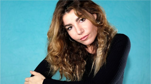 VOICI - PHOTO Lola Marois énervée à cause de son « train blindé , elle pousse un énorme coup de gueule